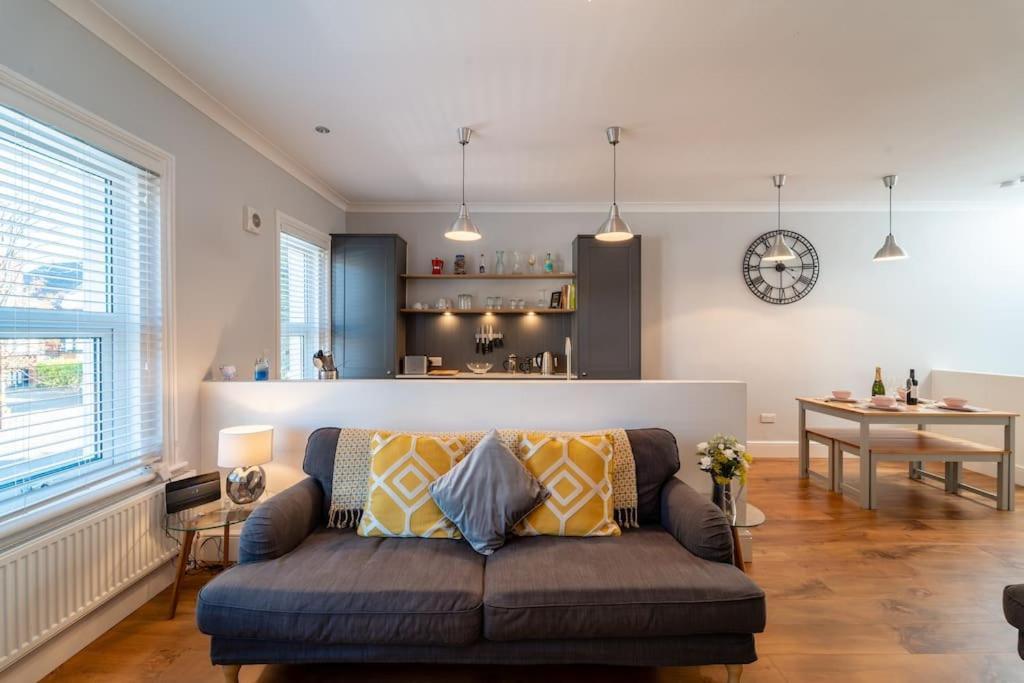 A Beautiful And Stylish 2 Bed Flat Close To Beach Bournemouth Zewnętrze zdjęcie